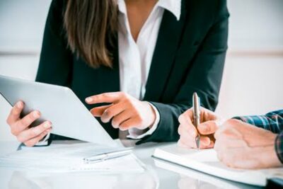 Postgrados en derecho bancario y regulación financiera en España